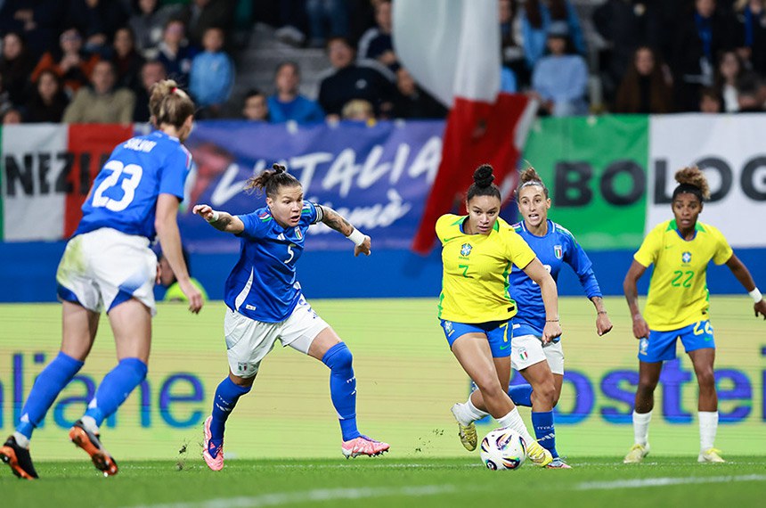 Sancionada lei com as regras para a Copa do Mundo Feminina de 2027